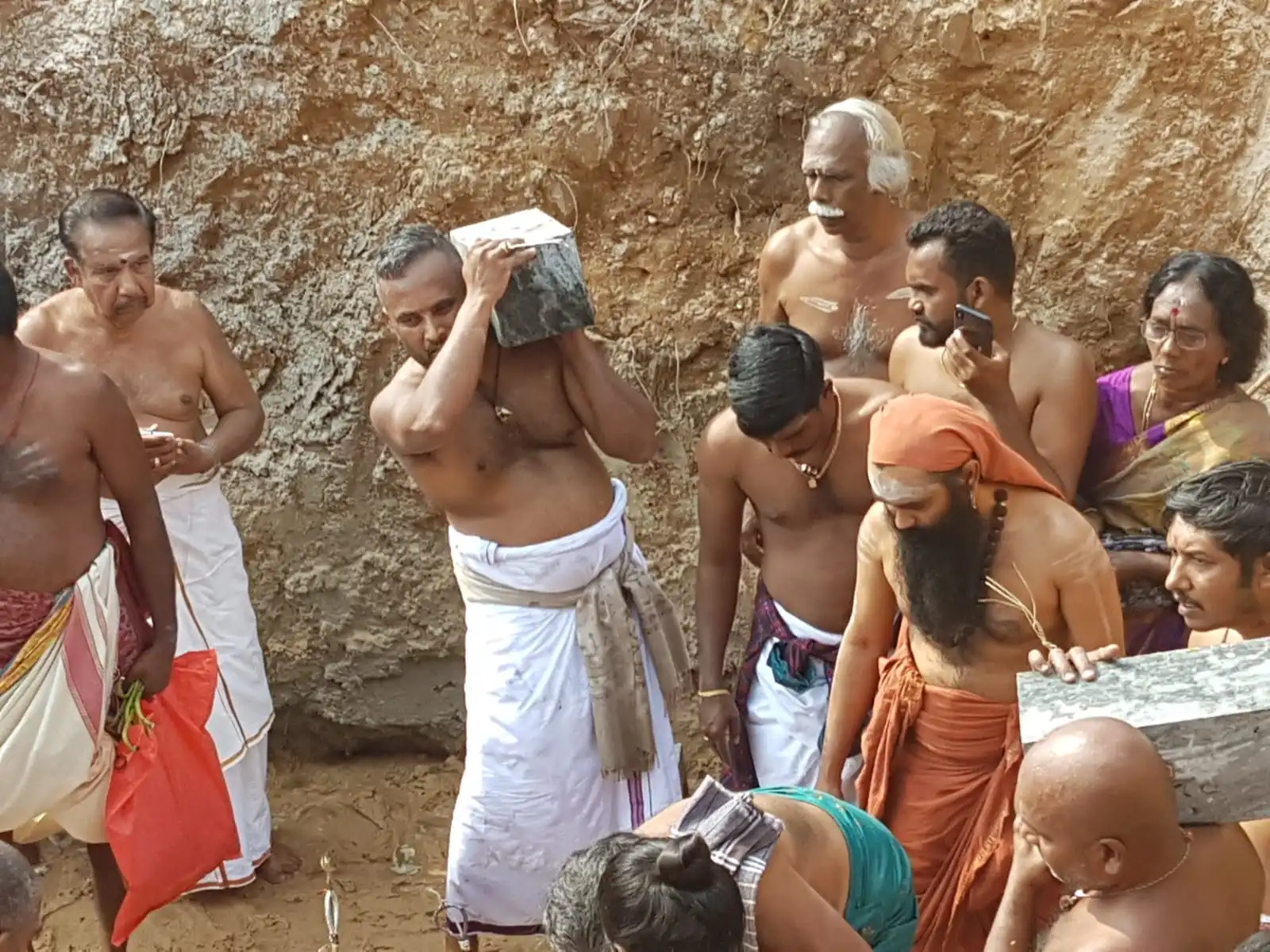 Construction of Sanctum Sanctorum (மூலஸ்தானம்)
